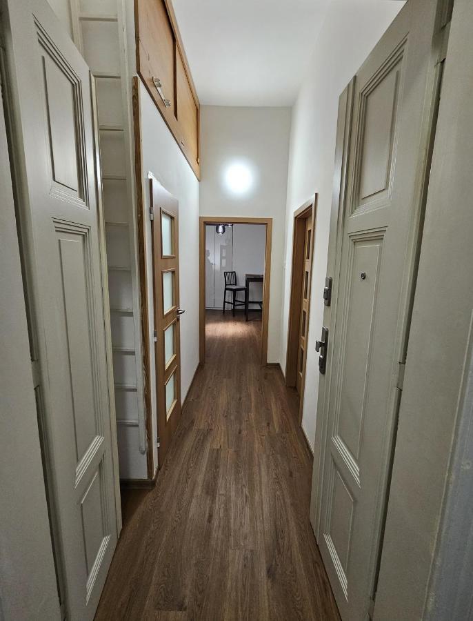 Sweet Apartment In The Heart Of Прага Екстериор снимка